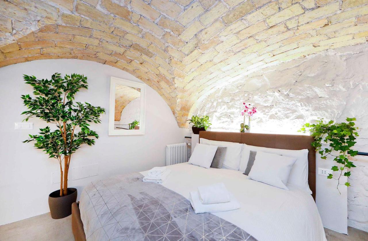 Post Industrial Loft Trastevere - Top Collection Rome Bagian luar foto