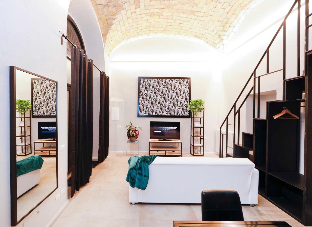 Post Industrial Loft Trastevere - Top Collection Rome Bagian luar foto