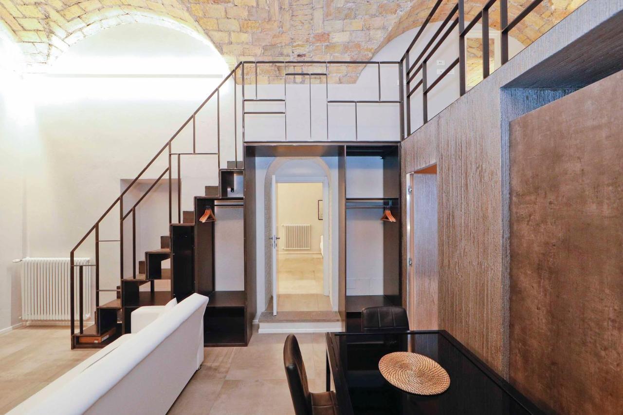 Post Industrial Loft Trastevere - Top Collection Rome Bagian luar foto